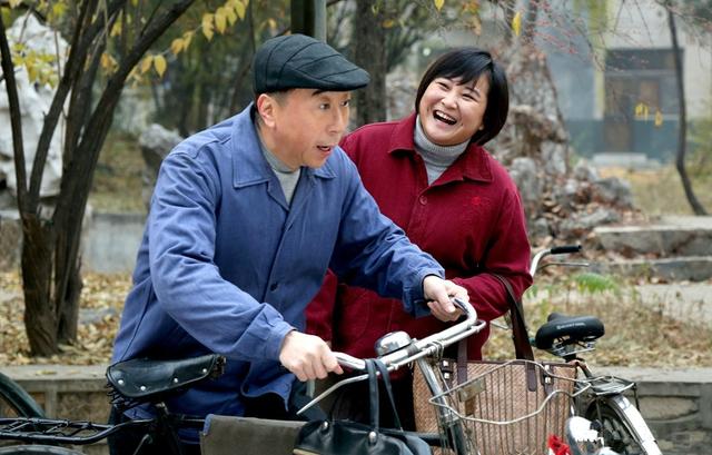 冯巩演过哪些电影，冯巩从影30年拍天津三部曲