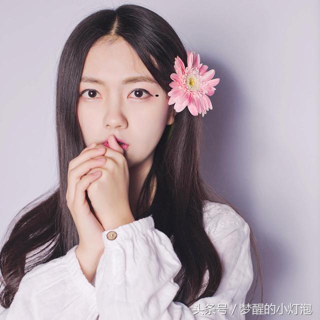 带缘分的女人右脸北斗七星痣图，这种痣相的女人会旺夫