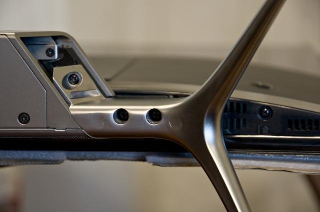 夏普超薄电视，1.6mm超窄边框4K高清大屏