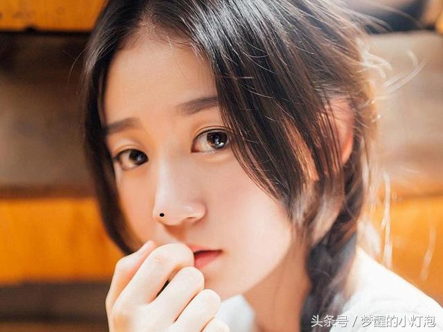 带缘分的女人右脸北斗七星痣图，这种痣相的女人会旺夫