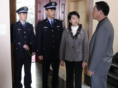 靳东发型名称，靳东出道25年来发型的变化