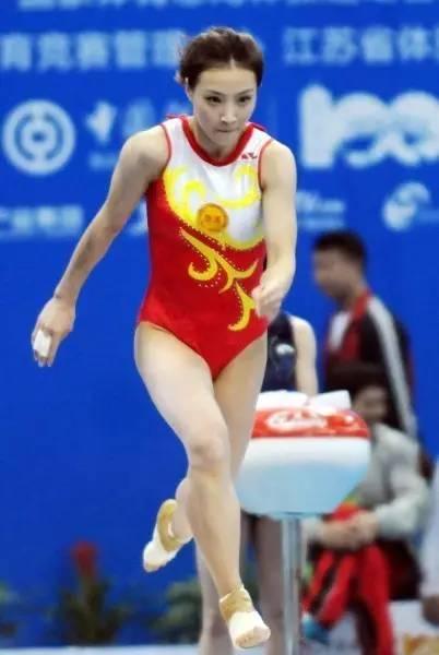 疯狂的麦咭石头城岩石密室，石头城疯狂运动会