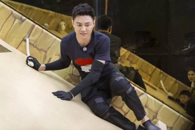 疯狂的麦咭石头城岩石密室，石头城疯狂运动会