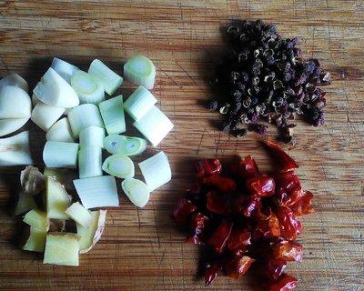 宫保鸡丁正宗做法，宫保鸡丁的做法 最正宗的做法