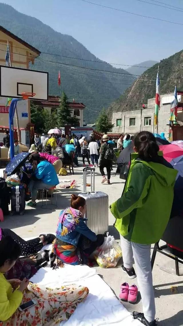 九寨沟地震救援死亡多少人，九寨沟7级地震超18小时