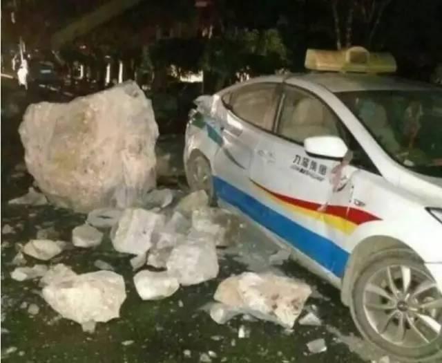 九寨沟地震救援死亡多少人，九寨沟7级地震超18小时