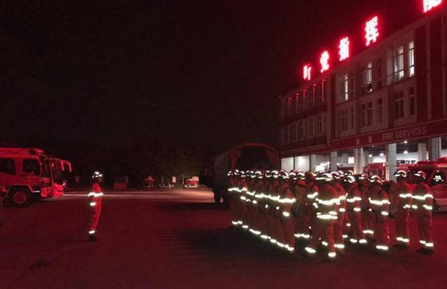 四川九寨沟发生7级地震，四川九寨沟7.0级地震