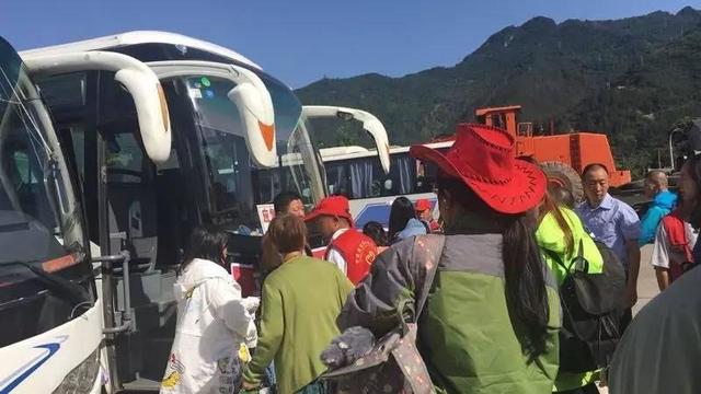 九寨沟地震救援死亡多少人，九寨沟7级地震超18小时