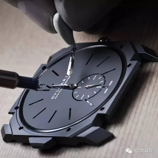 卡通风格机械表，这些童趣卡通机械表身价可期