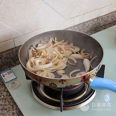 香菜爆羊肉的做法，怎么做葱爆羊肉