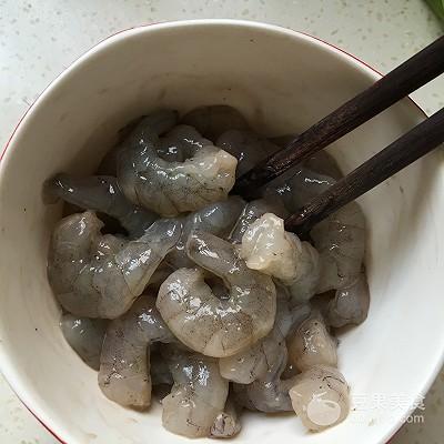 虾仁配什么菜炒好吃，减肥餐里常见的蔬菜