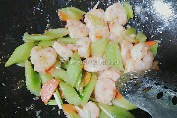 腰果虾仁的正宗做法，腰果虾仁正宗做法大全（年夜饭热菜系列）