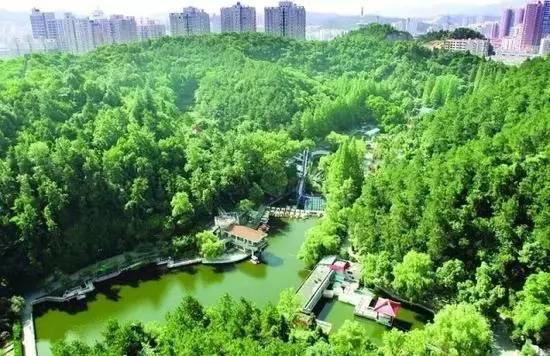 湖北10大精品自驾路线，小长假湖北省内自驾游去哪好玩