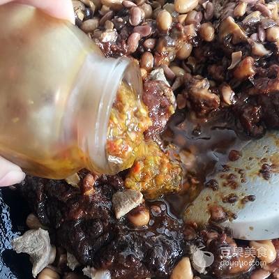 五香牛肉怎么卤，牛肉花生酱的做法（五香牛肉的卤制方法）