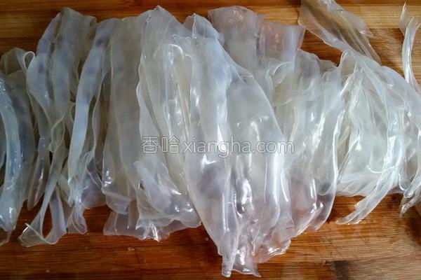 牛肉焖粉皮的做法，粉皮焖牛肉家常做法（就特馋吃的“焖粉皮”）