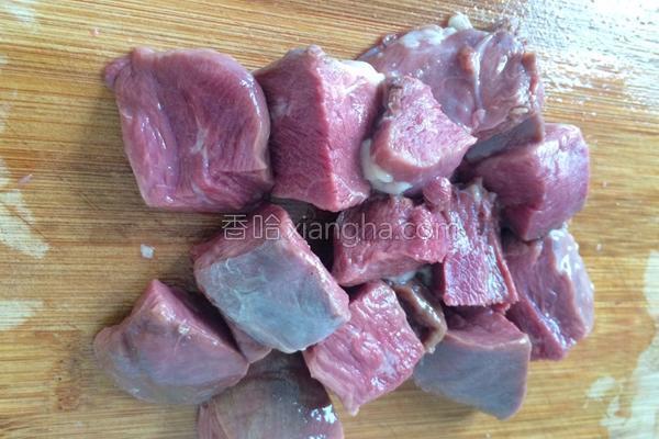 清炖大鹅的做法，正宗清炖鹅肉的做法（厨师长教你在家炖大鹅）