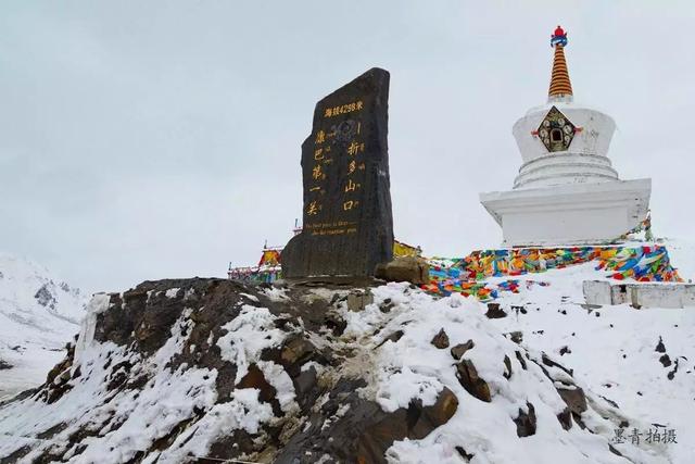 川西小环线有几个看雪山的垭口，在这观景从这继续出发