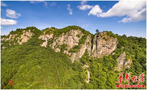 国庆节自驾游适合旅游的地方，10月国内自驾游绝美线路推荐
