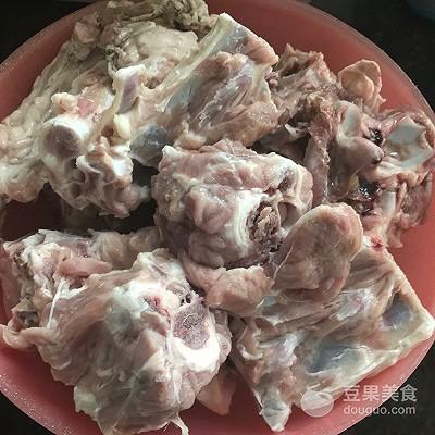 炖羊蝎子的做法，炖羊蝎子的家常做法大全