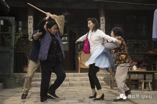 沙溢教科书式追爱秘籍平凡岁月天津卫视开播，沙溢年轻的时候好嫩