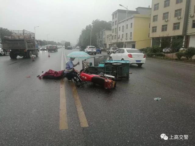 胶州市最年轻中队长多大年龄，警察夫妻：情人节分析案情