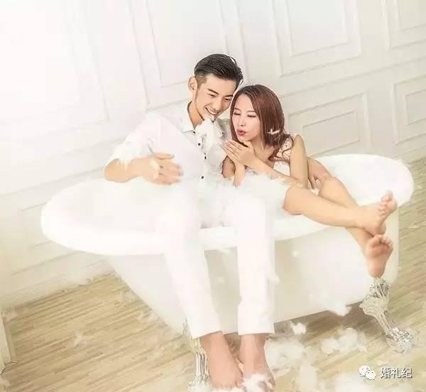 我从刘诗诗陈妍希的婚纱照中总结了8类创意婚纱照pose，刘诗诗秀禾服婚纱照