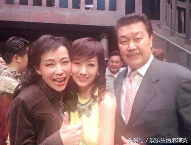 娱乐圈最尴尬的8张明星合影，娱乐圈明星之间最尴尬的十张合影