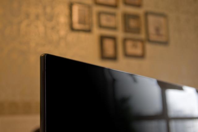 夏普超薄电视，1.6mm超窄边框4K高清大屏