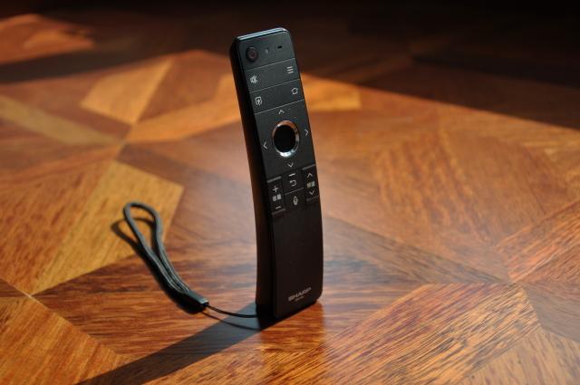 夏普超薄电视，1.6mm超窄边框4K高清大屏