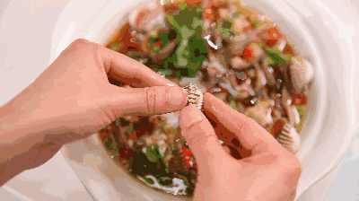 蛤蜊有什么不能吃的，吃了这种蛤蜊你满口是血