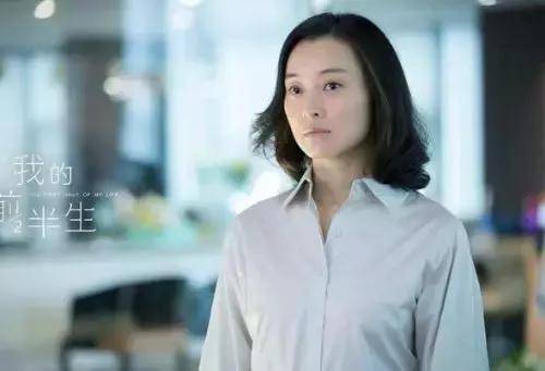 职场甜美减龄短发发型，一刀切 短发，减龄又时尚百搭