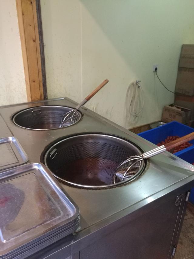 为什么火锅老油好吃，老油并不是地沟油