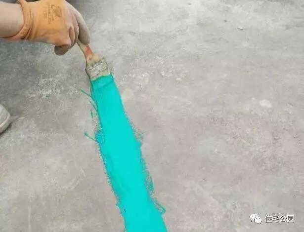 楼上漏水如何补漏，房顶漏水如何补救（这些办法都能解决）