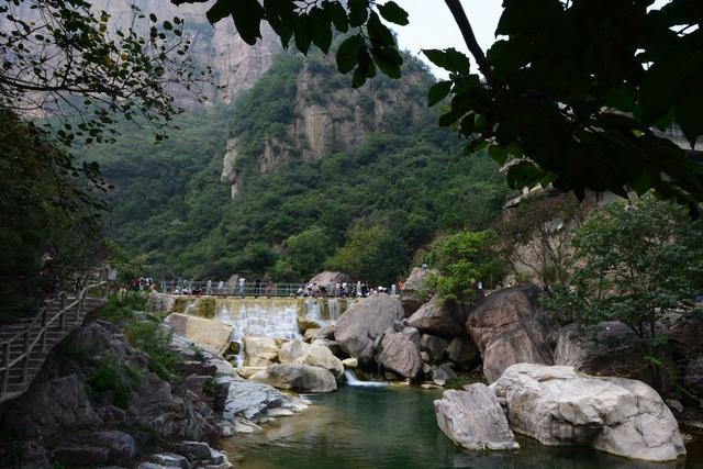 新乡宝泉风景区，新乡宝泉旅游景点推荐（嗨翻一夏丨2022宝泉泼水狂欢季开泼）