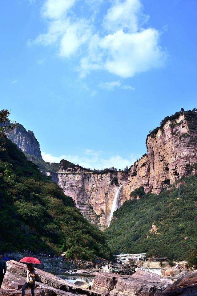 新乡宝泉风景区，新乡宝泉旅游景点推荐（嗨翻一夏丨2022宝泉泼水狂欢季开泼）