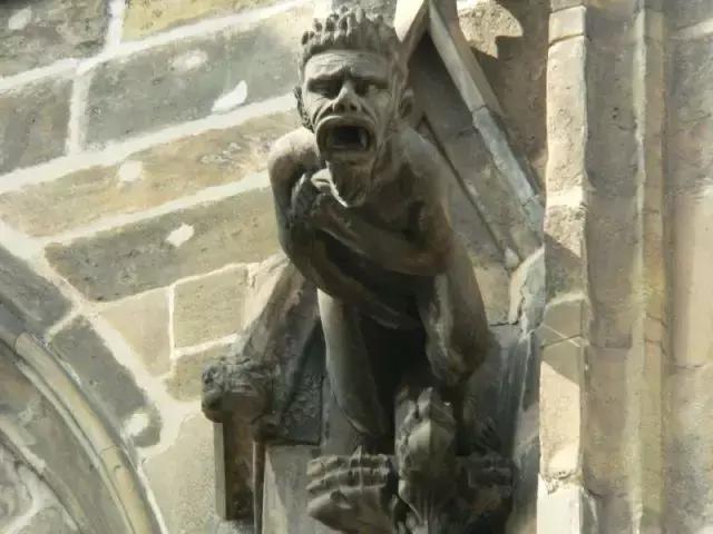 细说欧洲石像鬼，石像鬼讲解（也来说说石像鬼）