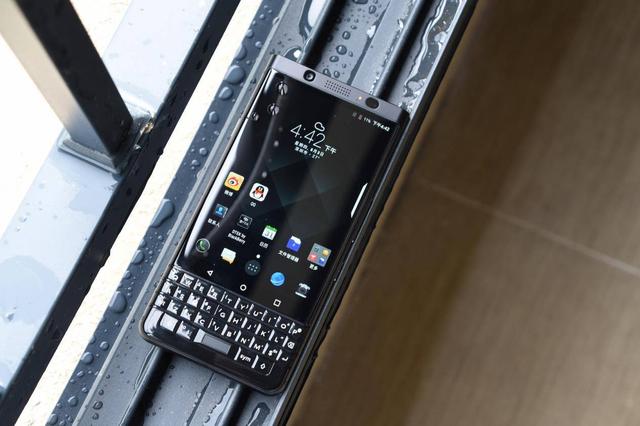 黑莓keyone，黑莓keyone怎么看版本