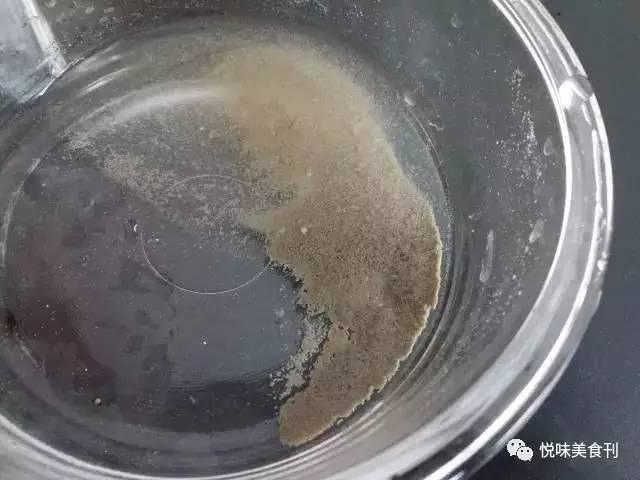 蚬子怎么吐沙子干净快，蛤蜊最快吐沙最干净方法（蚬子怎么做没有沙子还不腥）