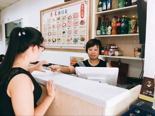 半发面的制作过程，天津传统水馅包子半发面制作方法（半发面油饼：一斤面）