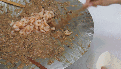 半发面的制作过程，天津传统水馅包子半发面制作方法（半发面油饼：一斤面）