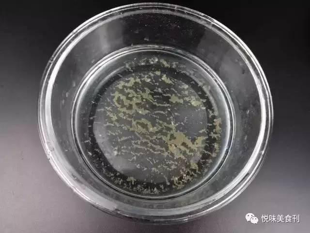 蚬子怎么吐沙子干净快，蛤蜊最快吐沙最干净方法（蚬子怎么做没有沙子还不腥）