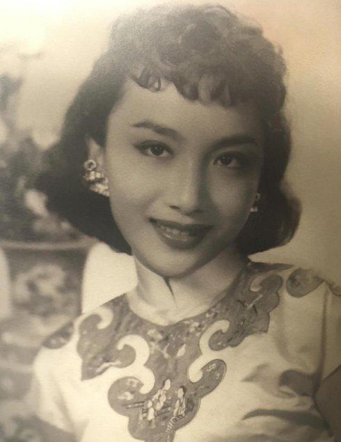 战狼2吴京的女人，战狼里吴京女友为啥叫龙小云