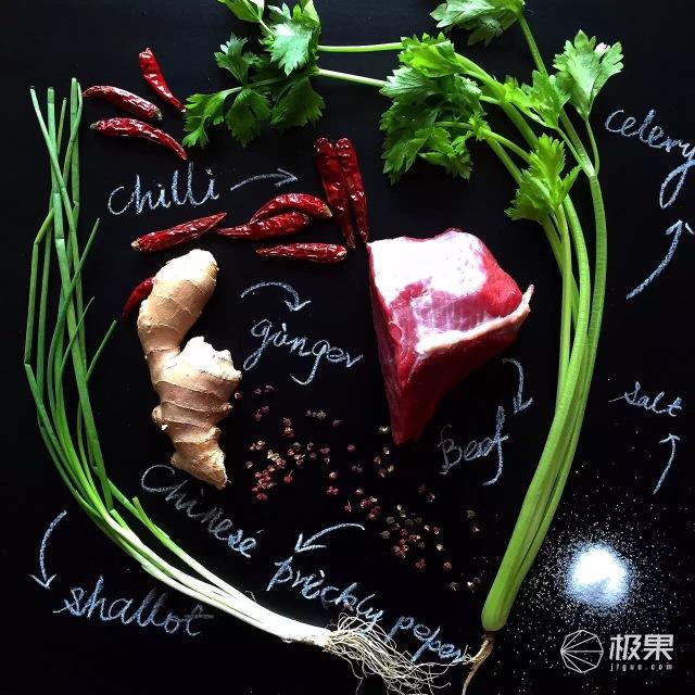 饭店鲜榨果汁做法，厨神教你10秒做出鲜榨果汁