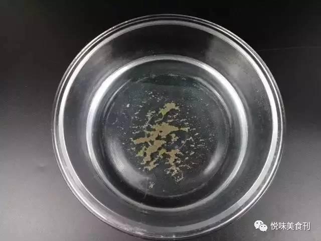 蚬子怎么吐沙子干净快，蛤蜊最快吐沙最干净方法（蚬子怎么做没有沙子还不腥）