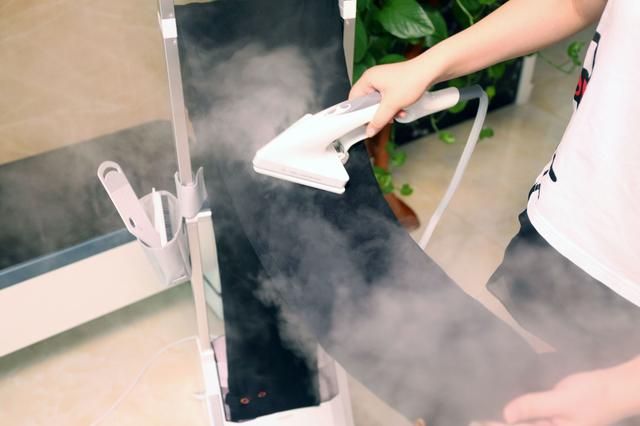 cuori卓力熨烫机，卓力BG538挂烫平烫一体机