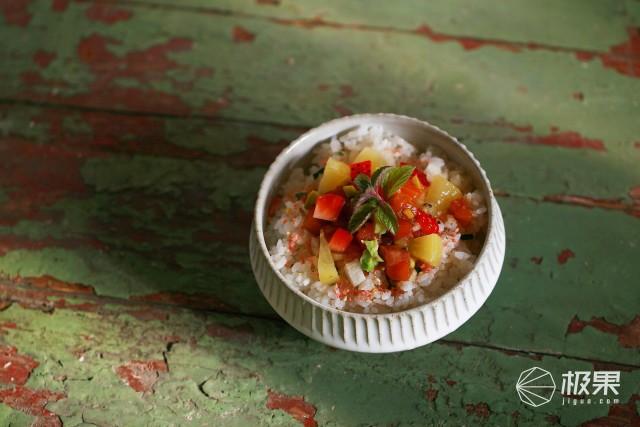 饭店鲜榨果汁做法，厨神教你10秒做出鲜榨果汁