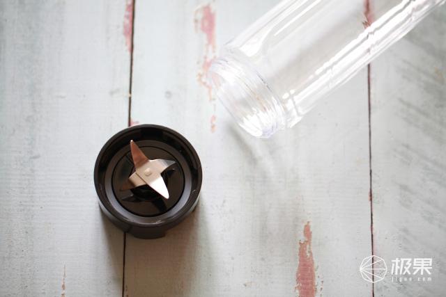 饭店鲜榨果汁做法，厨神教你10秒做出鲜榨果汁