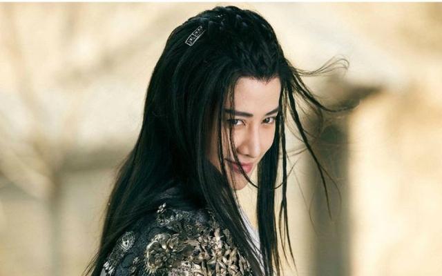 mike在中餐厅的表现，泰国高人气小天王与中餐厅擦出甜蜜火花