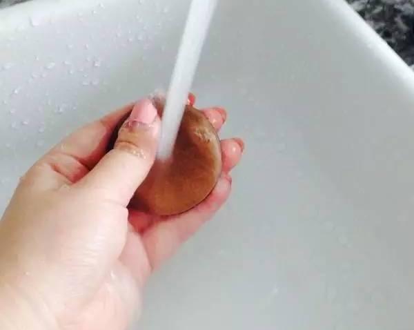 粉扑的清洗方法，清洗粉扑有何妙招原来这么简单