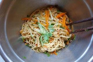 四种最好吃的凉拌面配方，再加上我的秘制调料